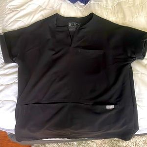 Sample sale figs scrub top